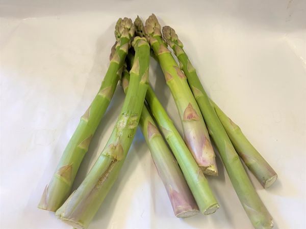 Spargel grün