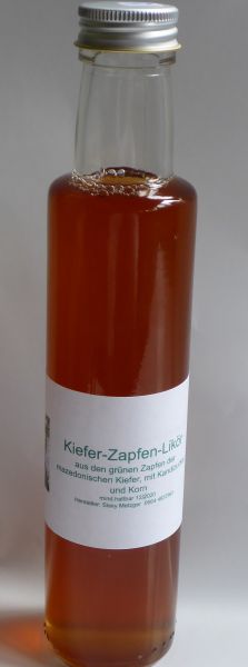 Kiefern-Zapfen-Likör