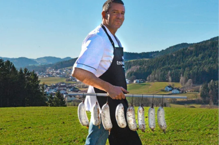 Salamitrocknerei-Saller-1-Klein