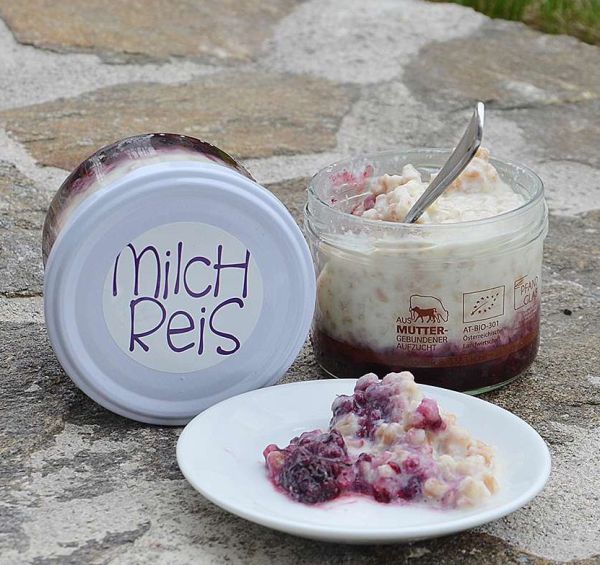 Milchreis mit Zwetschke - Aronia, aus muttergebundenen Kälberaufzucht