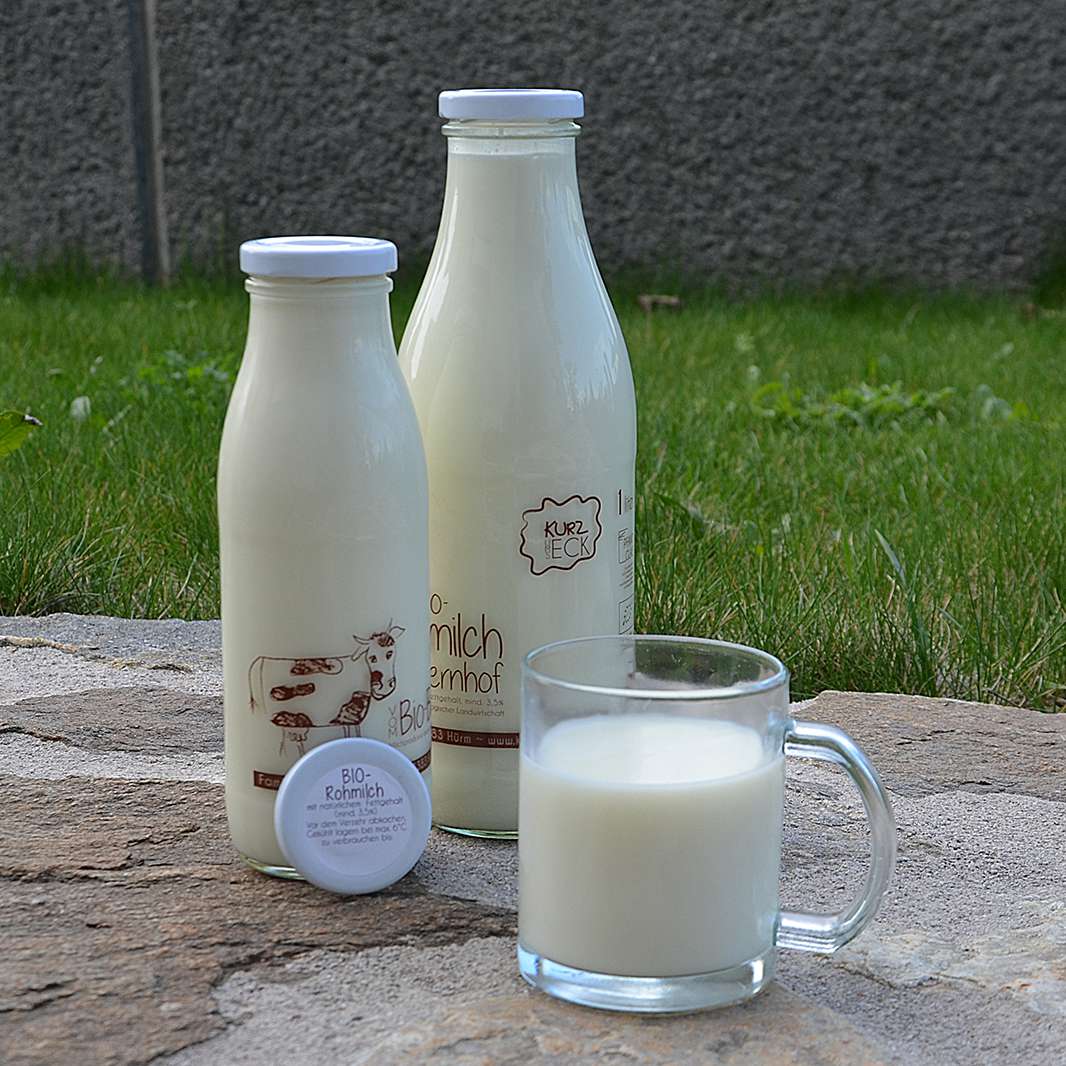 BioRohmilch muttergebundene Aufzucht Butter & Milch Kuh Milchprodukte & Eier