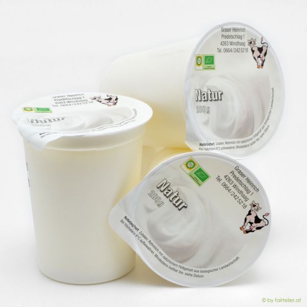 Naturjoghurt gerührt