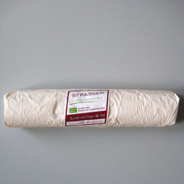 Rohmilch-Rollenbutter mit Fleur de Sel