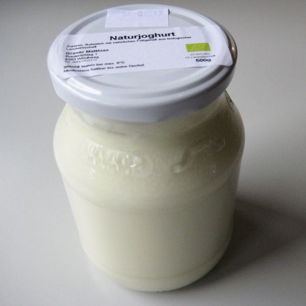 Naturjoghurt gerührt