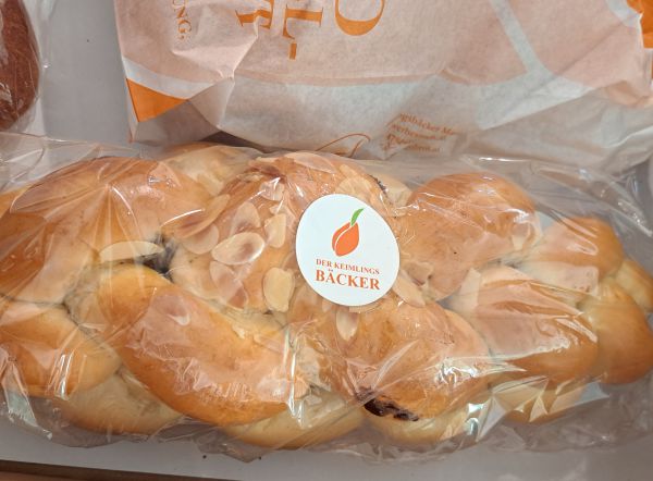 Dinkel-Butterbrioche Striezel Bio