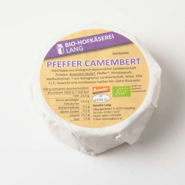 Camembert mit Pfeffer € 24,20/kg