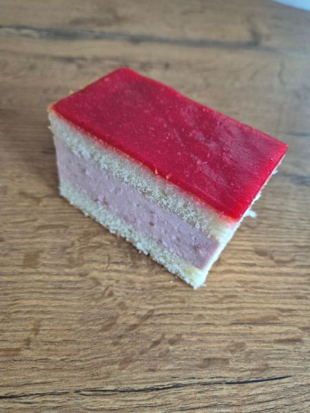 Himbeerjoghurtschnitte