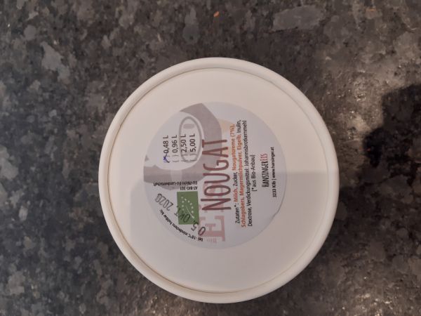 Nougat Eis