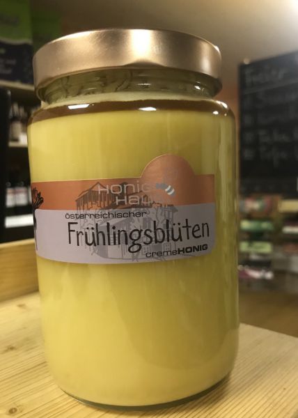 Frühlingsblütenhonig cremig gerührt