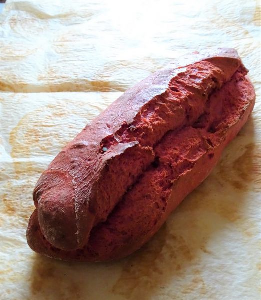 Rote Rüben Dinkelbaguette