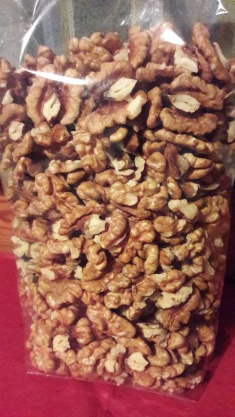 Walnüsse ausgelöst