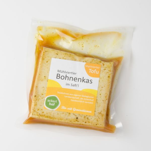 Mühlviertler Bohnenkas im Saftl (Marinierter Tofu) € 3,15/100 g