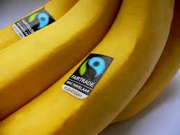 Bananen (bio+fairtrade) € 3,20/kg