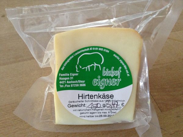 Hirtenkäse geräuchert (€ 34,08/kg)