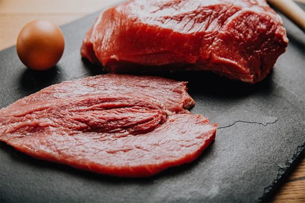 Kaiserschnitzel geschnitten (€ 38,75/kg)