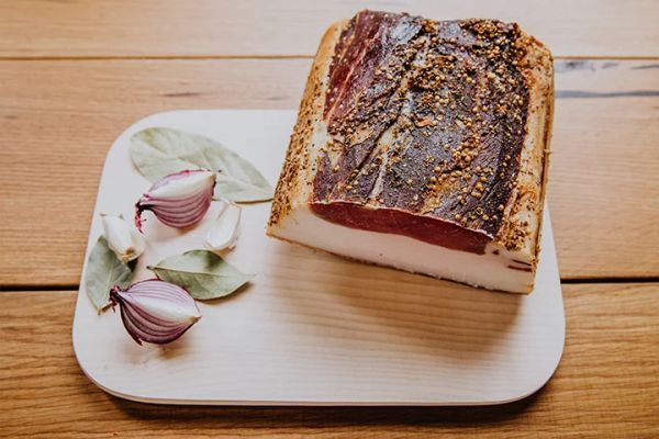 Karreespeck im Ganzen (€ 50,30/kg)