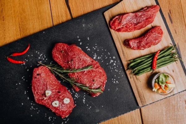 Sirloin Steak natur, ca. 300g (€ 41,89/kg)